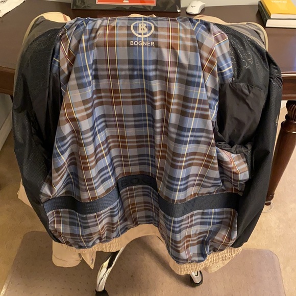 BOGNER Windbreaker Coat (Beige) - Picture 3 of 6